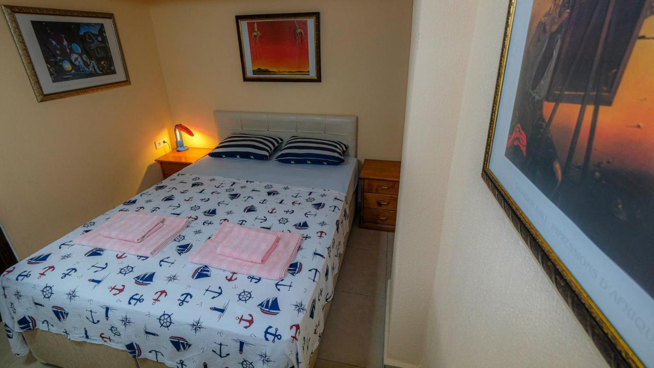 Teras butik apart Karaburun  Luaran gambar