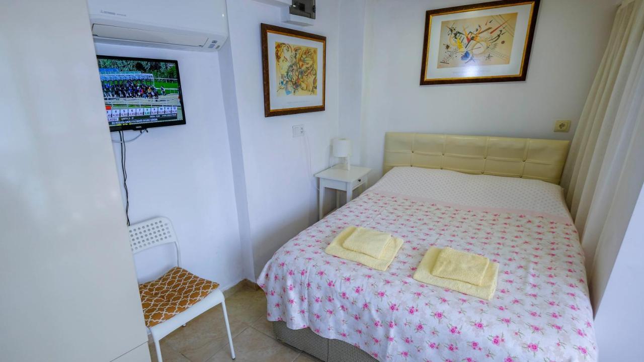 Teras butik apart Karaburun  Luaran gambar