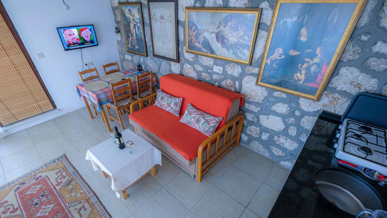 Teras butik apart Karaburun  Luaran gambar